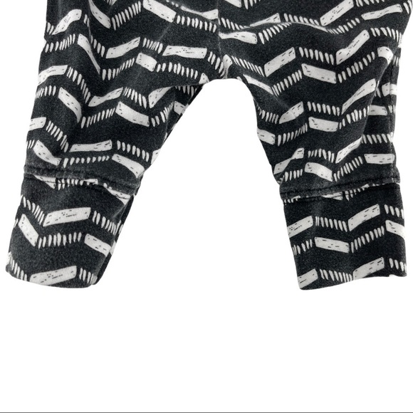 Cat & Jack Baby Geometric Chevron Pants Size 0-3M - Picture 4 of 6